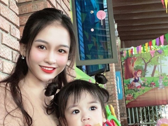 Bạn trẻ - Cuộc sống - Cô giáo mầm non chụp ảnh với trẻ nhận được "mưa lời khen" về nhan sắc từ cộng đồng mạng