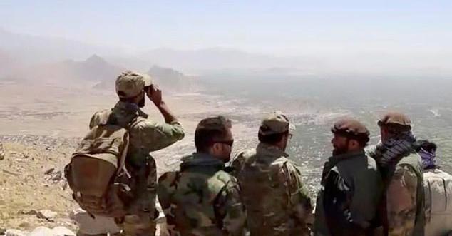 Tại thung lũng Panjshir, tình thế
đang dần trở nên bất lợi cho lực lượng Taliban đang chiếm đóng tại
đây, do FANR liên tục đột kích tấn công, ngăn chặn đường tiếp tế
cho các tay súng hồi giáo cực đoan đóng bên trong thung lũng.