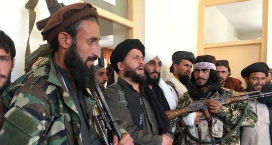 Điều này không những giúp lực lượng
Mặt trận Kháng chiến Quốc gia Afghanistan thắng lợi về mặt chiến
thuật mà còn tạo đà thắng lợi về mặt chiến lược.