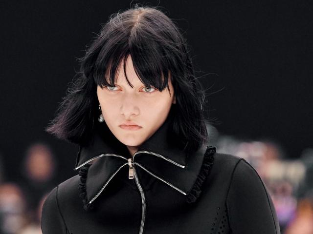 Thời trang - Givenchy trình làng bộ sưu tập đầu tiên của Matthew M. Williams tại nhà mốt