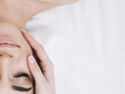 Làm đẹp - 8 cách hay giúp bạn “chiến thắng” bọng mắt thâm quầng già nua
