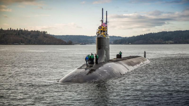 Tàu ngầm hạt nhân Mỹ va chạm vật thể lạ tại Biển Đông, 11 thủy thủ bị thương. Ảnh: CNN