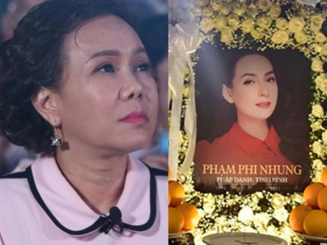Đời sống Showbiz - Việt Hương ôm tro cốt Phi Nhung về Mỹ