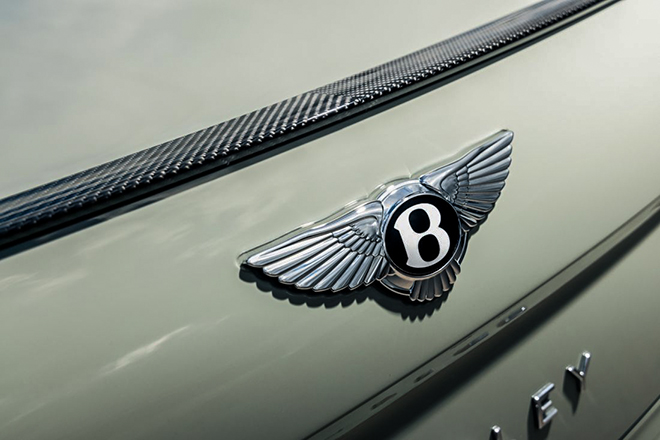 Ngắm màu sơn 100 năm tuổi có mặt trên xe Bentley thế hệ mới - 6