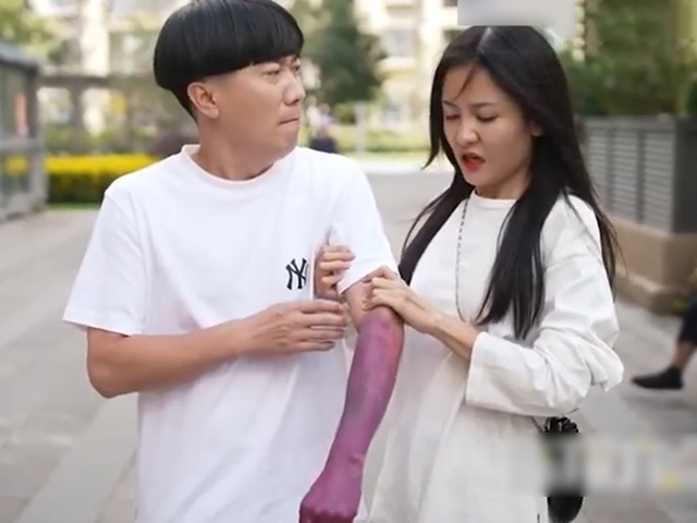 Cười 24H - Nỗi khiếp sợ của ông chồng với cô vợ "thù lâu nhớ dai"