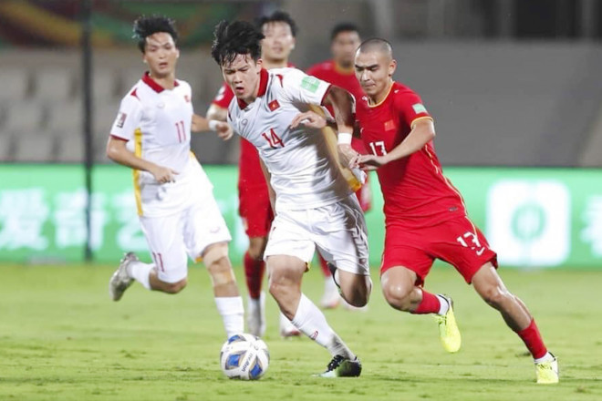 Trận thua khiến đội tuyển Việt Nam tuột xuống đáy bảng và là đội duy nhất chưa có điểm. Ảnh: AFC