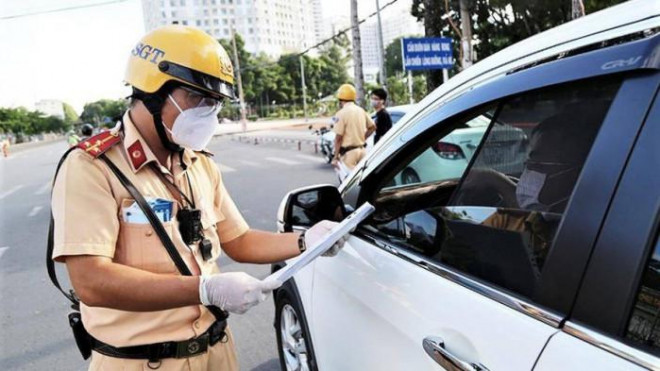 Nhiều hành vi vi phạm trong lĩnh vực giao thông sẽ tăng nặng mức xử phạt, có hành vi tăng gấp 10 lần so với hiện nay - Ảnh minh họa