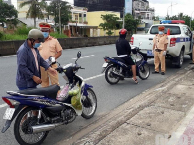 Tin tức trong ngày - Bạc Liêu, Trà Vinh nới lỏng giãn cách, khôi phục nhiều hoạt động từ 10/10