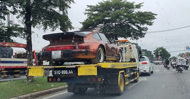 "Xế cổ" Porsche 930 Turbo màu độc xuất hiện tại Sài Gòn - 3