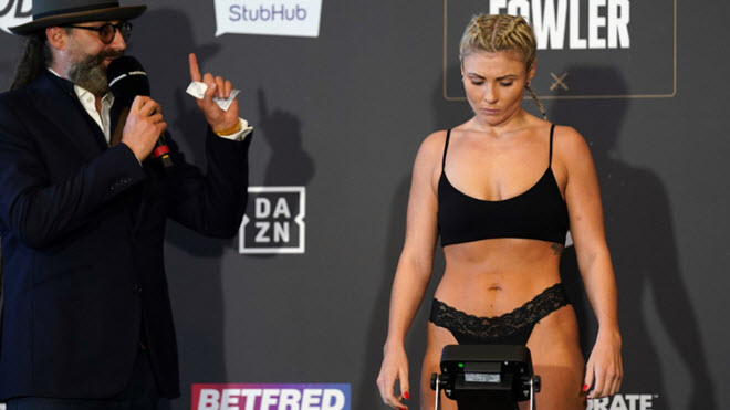 Shannon thừa 1,1 kg so với trọng lượng quy định