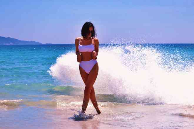 Chân dài 1m1 nóng bỏng hóa ra là vận động viên đá cầu, tình cũ Ngô Thanh Vân còn "lợi hại" hơn - 15