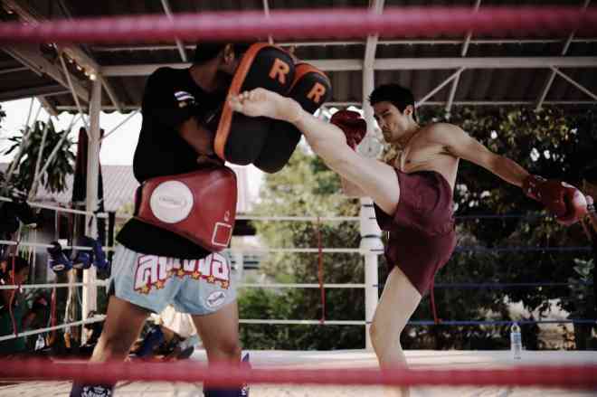 Chân dài 1m1 nóng bỏng hóa ra là vận động viên đá cầu, tình cũ Ngô Thanh Vân còn "lợi hại" hơn - 10