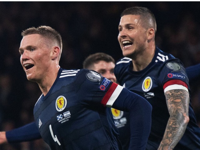 Bóng đá - SAO MU ghi bàn phút 90+4, Scotland thắng kịch tính ở vòng loại World Cup