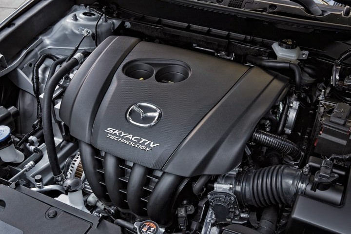 Mazda CX-5 vs Mazda 6: chọn SUV gầm cao hay sedan dạo phố thích hơn? - 6