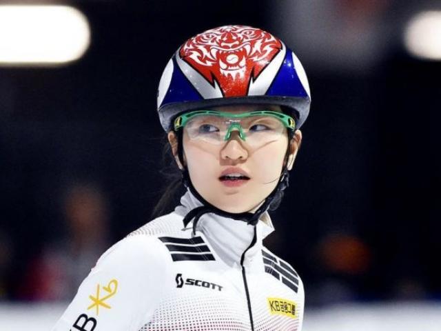 Thể thao - Ngã ngửa người đẹp bị HLV lạm dụng, nay bị loại khỏi đội tuyển Hàn Quốc