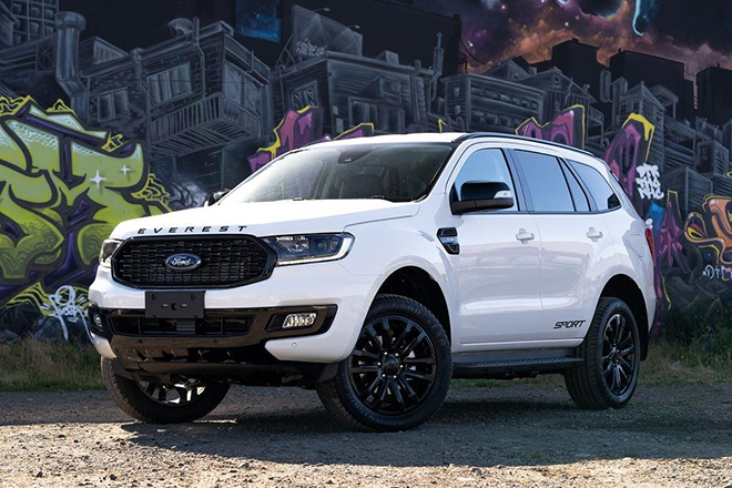 Ford Everest Sport 20L AT 4x2