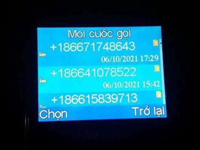 Pháp luật - Những cuộc điện thoại lạ lùng khiến tiền tỷ trong tài khoản bỗng "không cánh mà bay"