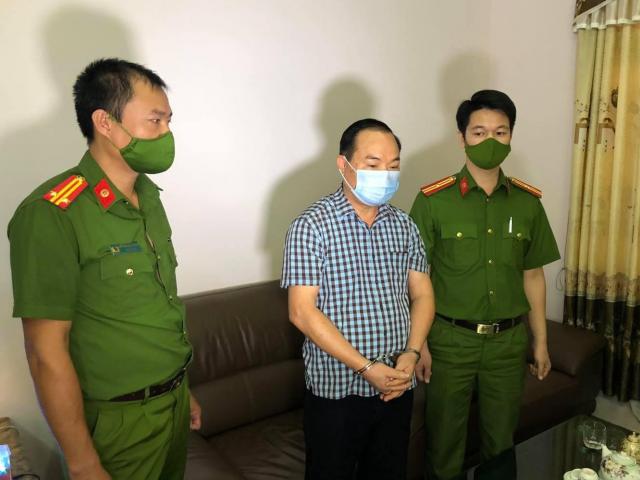 Tin tức trong ngày - Bắt Chủ tịch Hội đồng quản trị Công ty môi trường đô thị Tuyên Quang