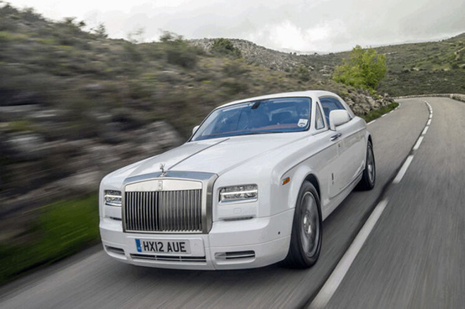 RollsRoyce Phantom VIII Tranquility xuống phố dùng vàng 24K thiên thạch  tới vật liệu hàng không vũ trụ  CafeAutoVn