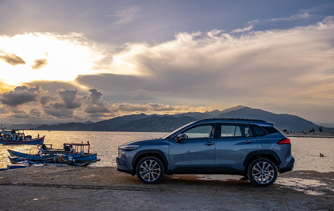 Thành công với xe xanh trên toàn cầu, Toyota mang đến Việt Nam xe hybrid - 4