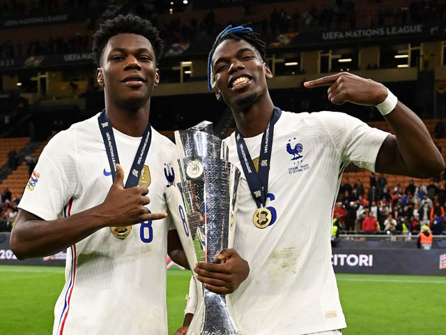 Bóng đá - Pogba ra yêu sách ở lại MU: Muốn đá cặp với "Kante mới" thay "cục tạ" Fred