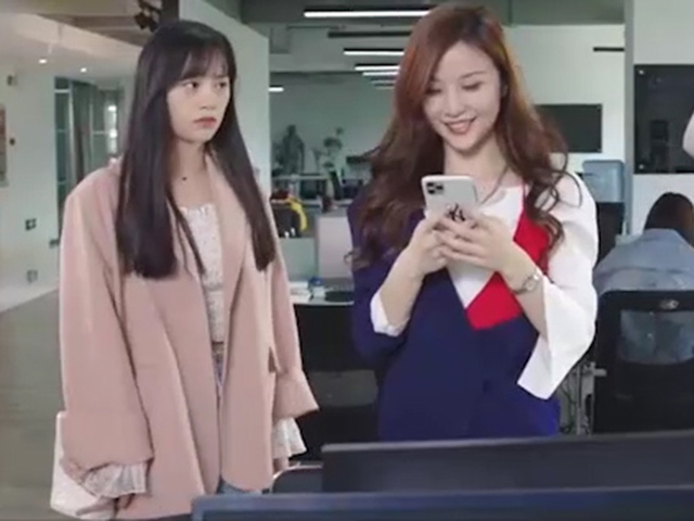 Cười 24H - Như thế này thì đừng hỏi tại sao tình chị em không được bền lâu