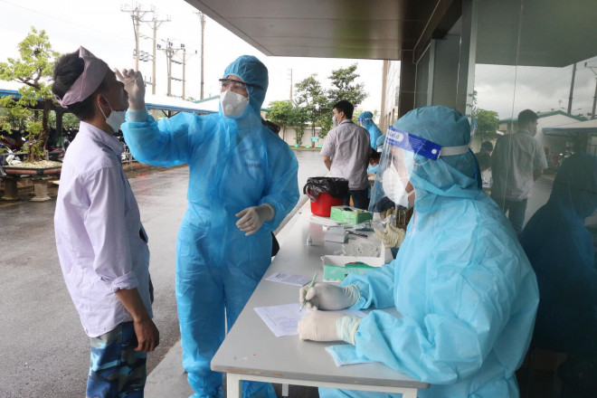 CDC tỉnh Thanh Hóa lấy mẫu xét nghiệm phòng chống dịch bệnh