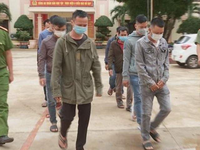 Pháp luật - Triệt phá đường dây cá độ bóng đá giao dịch mỗi ngày hơn 2 tỷ đồng