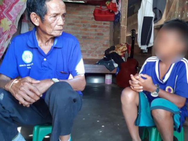 Tin tức trong ngày - Tin tức 24h qua: Không có tiền đóng quỹ, cậu học trò nghèo bị hiệu trưởng giữ học bạ