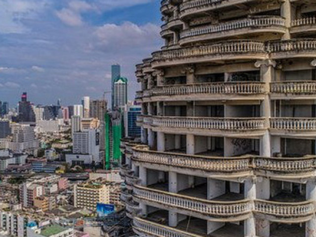 Du lịch - Lạnh gáy với "tòa tháp ma" bỏ hoang ở Thái Lan