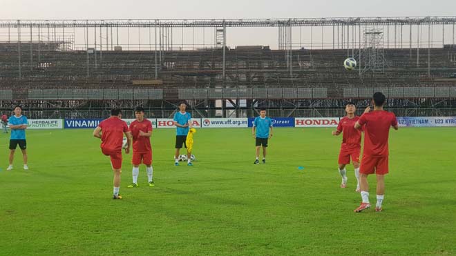 Trực tiếp bóng đá U23 Việt Nam - U23 Kyrgyzstan: Thảnh thơi trong những phút cuối (Hết giờ) - 9