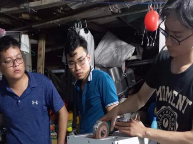 Bạn trẻ - Cuộc sống - 9X chế tạo máy chế biến thực phẩm dư thừa