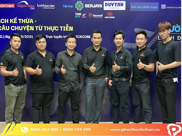 Nhân viên kỹ thuật Phúc Thành Nhân