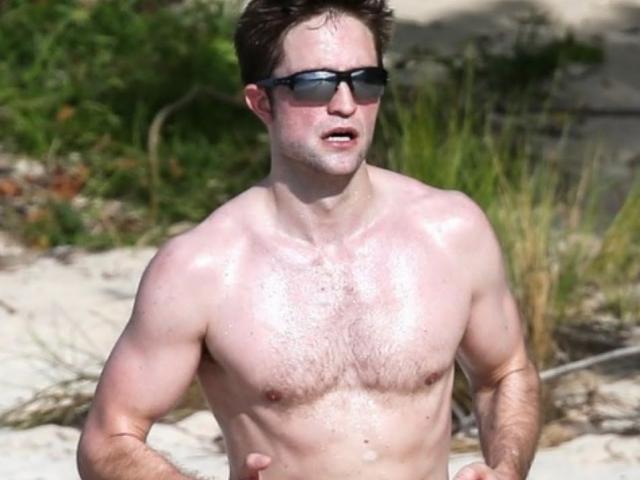 Sao Hollywood và các nước khác - Bom tấn được mong đợi của người đàn ông gợi tình nhất thế giới