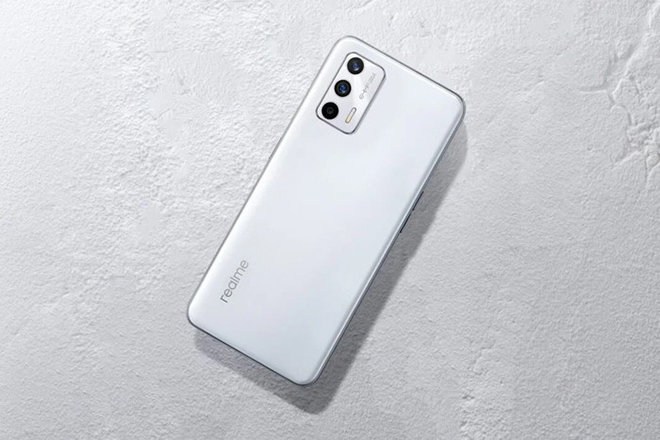 Realme ra mắt bộ đôi smartphone giá cực mềm - 1