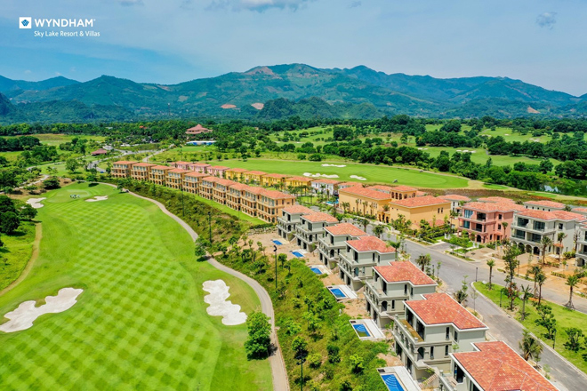 Toàn bộ 86 căn biệt thự Wyndham Sky Lake đã hoàn thiện phần thô từ tháng 6/2021.