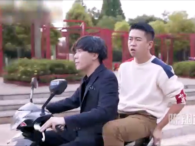 Cười 24H - Anh chàng được sếp đích thân hộ tống đến đám cưới người yêu cũ