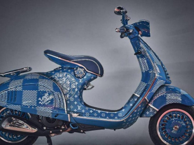 Xe máy - Xe đạp - Siêu phẩm Vespa 946 Louis Vuitton "độc nhất vô nhị" trên thế giới