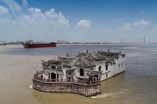 Bí ẩn ngôi chùa đứng vững giữa dòng sông dài nhất Trung Quốc, bất chấp đại hồng thủy suốt 700 năm - 5