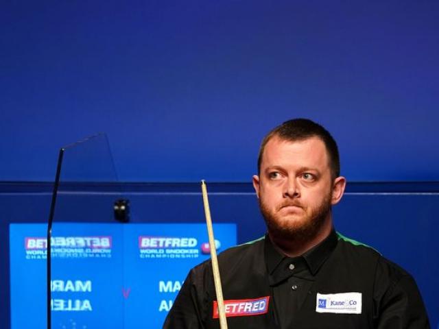 Thể thao - Cơ thủ vừa kiếm 2 tỷ đồng bị vợ cũ và vợ mới "tấn công", tuyên bố phá sản