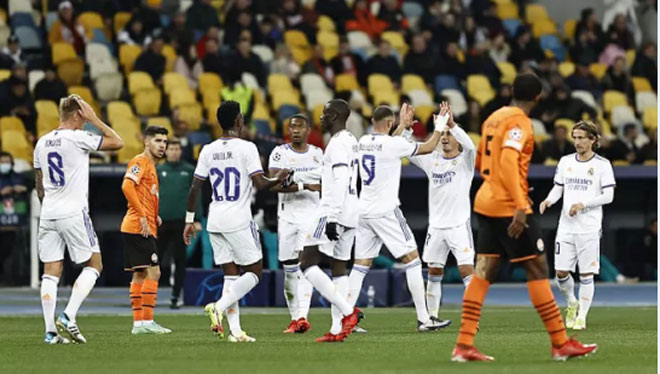 Bàn mở tỷ số đến rất may mắn với Real Madrid