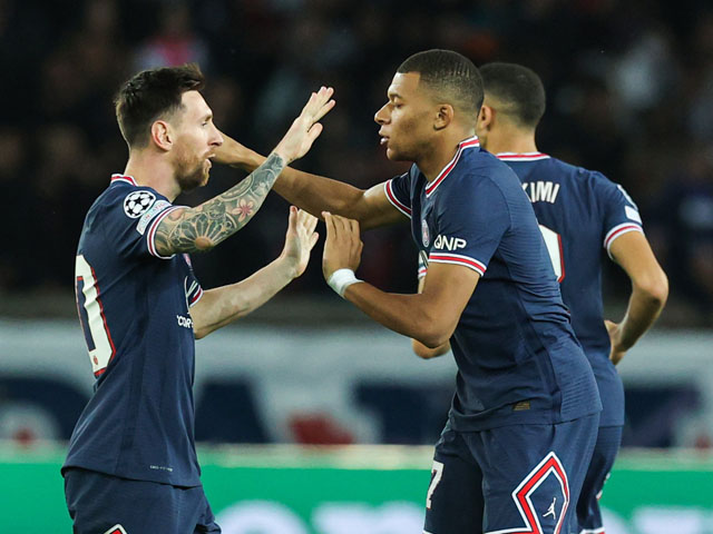Bóng đá - Messi - PSG ngược dòng thắng kịch tính Cúp C1, vẫn bộc lộ điểm yếu "chết người"