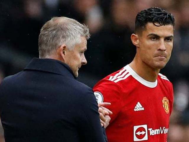 Bóng đá - Rộ tin MU qua mặt Solskjaer vụ mua Ronaldo, SAO 90 triệu bảng bị phớt lờ