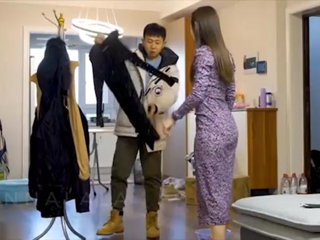 Cười 24H - Cô vợ khóc thét khi lấy nhầm phải ông chồng quá "lầy lội"