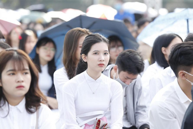 Sinh viên Trường ĐH Sư phạm Hà Nội (ảnh chụp trước 27/4). Ảnh: Như Ý