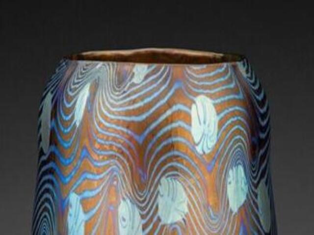 Kinh doanh - Mua chiếc lọ giá chỉ bằng bát bún giờ được trả đến vài trăm triệu