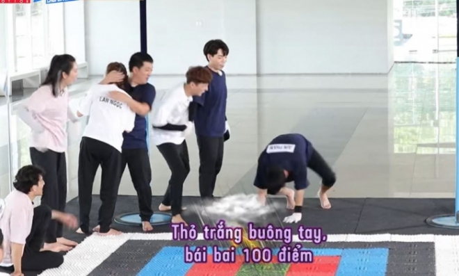 Diễn viên hài ôm an ủi Lan Ngọc 