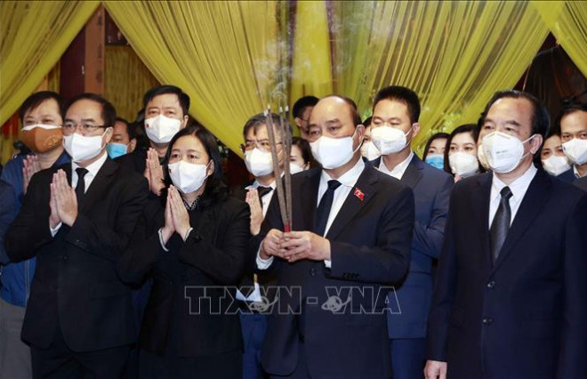 Chủ tịch nước Nguyễn Xuân Phúc viếng Đại lão Hòa thượng Thích Phổ Tuệ - 3