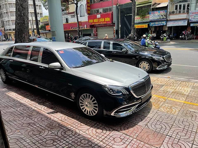 “Xe chủ tịch” Mercedes-Maybach S650 Pullman &#34;dạo phố&#34; Sài Gòn - 3