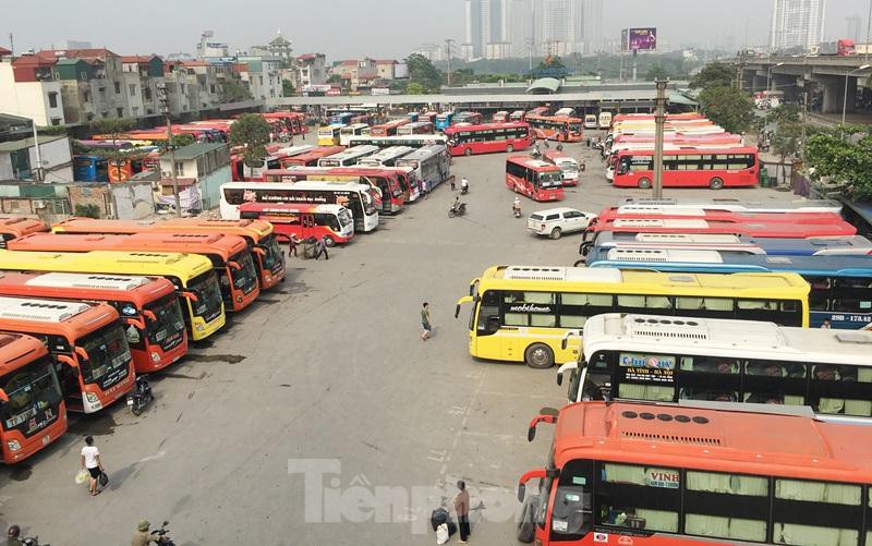 Xe khách được hoạt động bình thường tại Hà Nội.